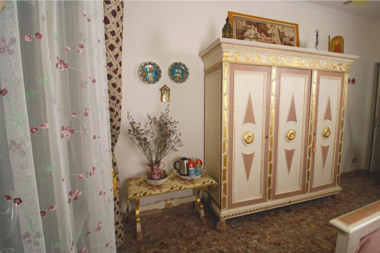 Bed and Breakfast Casa Vittoria Bridge Верона Экстерьер фото